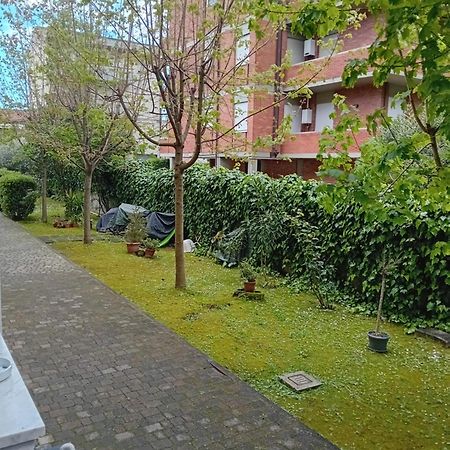 Casa Vacanze Lida Marina Di Carrara Luaran gambar