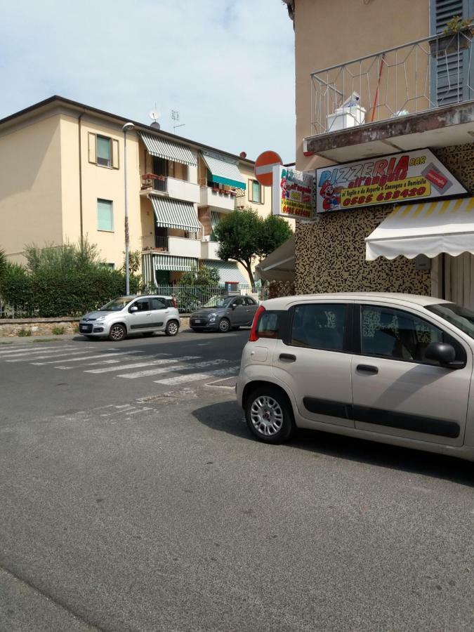 Casa Vacanze Lida Marina Di Carrara Luaran gambar